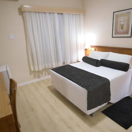 Regente Hotel Unaí Kültér fotó