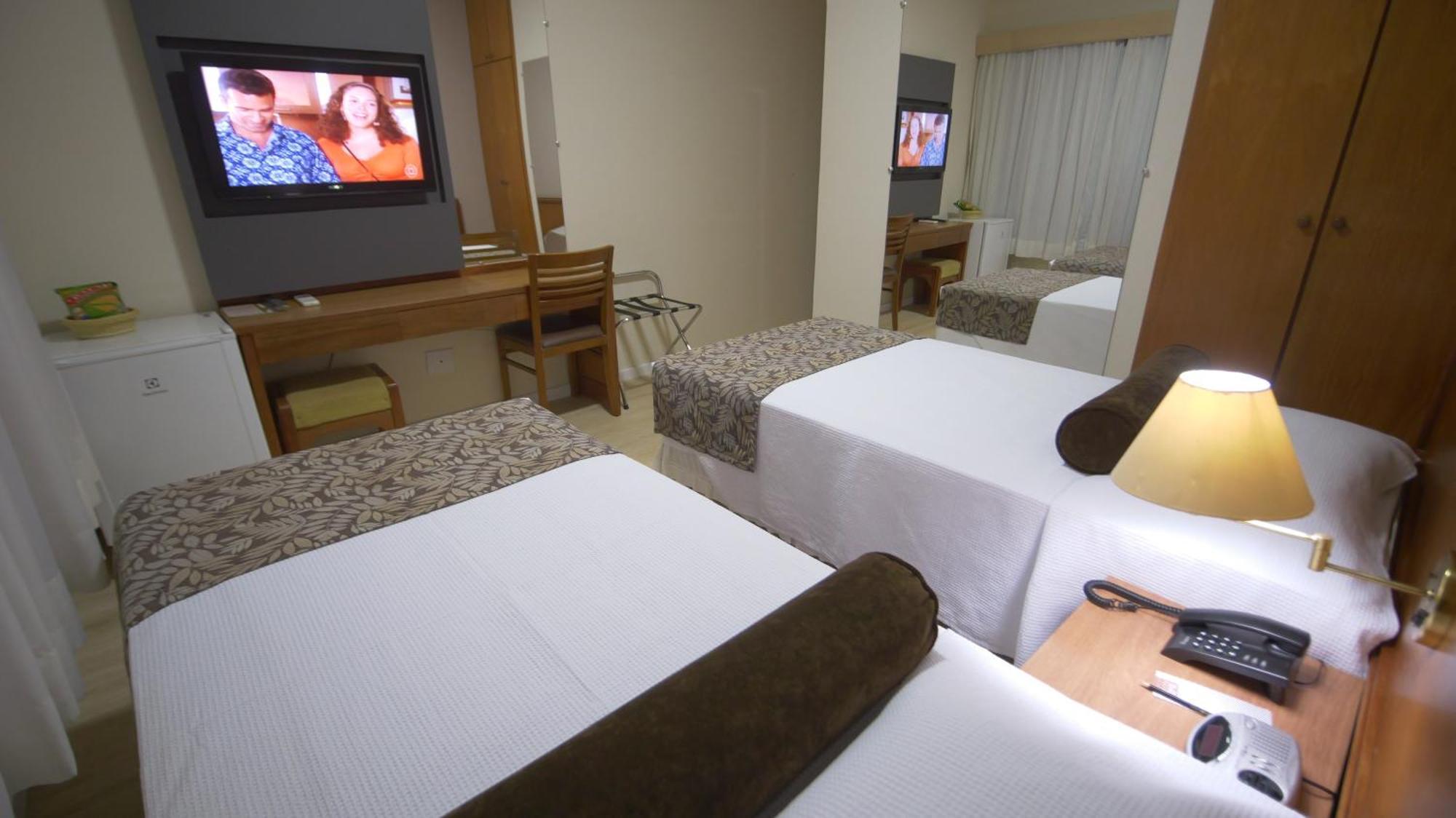 Regente Hotel Unaí Kültér fotó